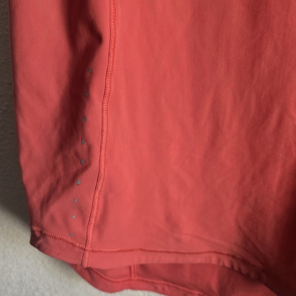 Bundle of Three (3) Women's Lululemon Sculpt Mesh Keyhole Reflective Tank Tops - Picture 8 of 16